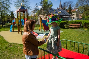 KAPELUSZKI (74)