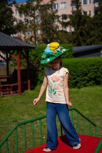 KAPELUSZKI (45)