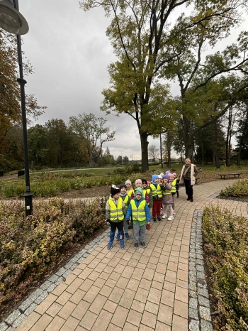 b8f5ad9a-aac5-4642-abe9-2ff18ebebbe6