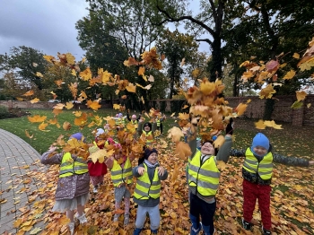 6c965773-4d25-45d7-a5d2-475b055d8a8b