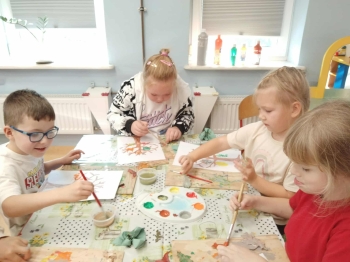 f9773c96-d7e4-4910-9ece-f4a3a0cc6b07