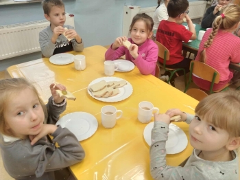 4c2f5114-73dd-41b0-be5a-565b6658bb93