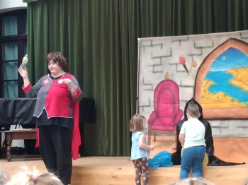 03bf9a77-35c2-4493-a859-302e0c7428ea