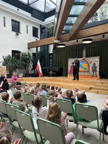 013d1bc0-e9c3-4b2a-a42f-64bcb210f7a3