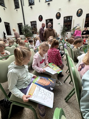 f1414f75-0892-480a-b3a8-0e786dd818f8