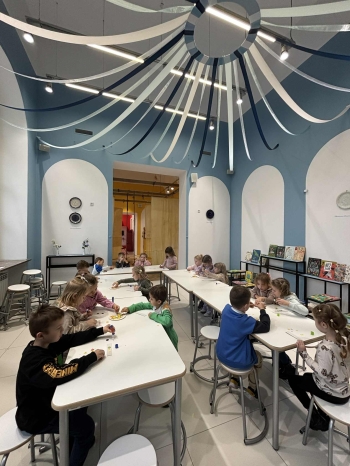 fe4c8c2c-7cd0-4047-9887-9da3f9af43e2