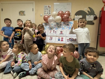 6f99ef96-f0b8-404c-9160-6927d8846125