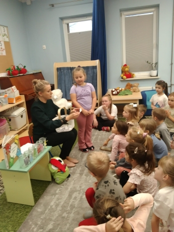 da0ff8e6-6f66-4ba1-a574-8123dec78658