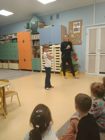 8c4fa7e7-6f08-4cdd-b75b-cee586b474b2