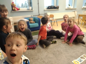 6a800c28-0e3a-4fee-88e4-1dbf59a14529