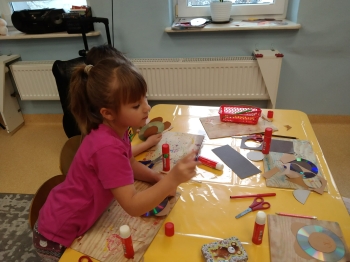 fd3855da-367c-40ef-a285-f16c9fc07a46