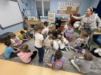 093e21cd-2b3e-4609-b7d8-f70d6700e977