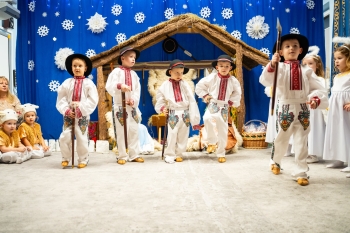 bf8133fc-ee63-49a7-a575-3bd4bdb5b32f