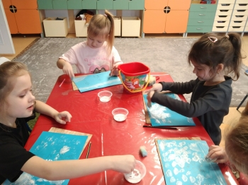 8cb417b6-e262-4184-907d-d259c221ad11