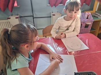 19916353-6ef5-48fc-b8dd-683e24c08e6b