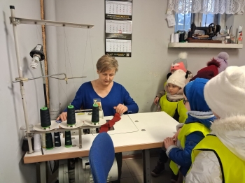 f91830de-1a47-473b-8b54-1a84b12fbfcf