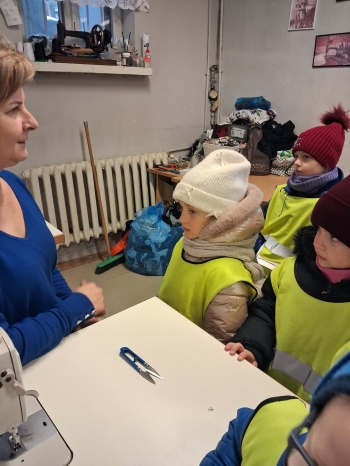 6e18f93b-8b0e-492b-84af-c69b114f322f