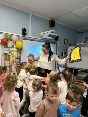 a247ac21-3d22-4463-a5d6-ab5de0f317ca