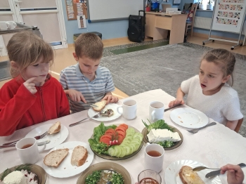 ec59b8a1-c43e-440d-bc4f-f76494d12a2c