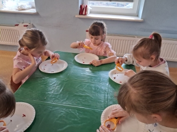 f7d78da6-34d7-496f-bc61-37c18ed51c15