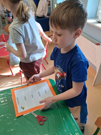 88615a9e-4bb8-4550-9f21-c297721e7b7d