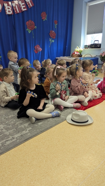 motion_photo_1851013050579664570