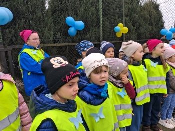 a82479ef-3694-40e0-a3c1-4f27fea7d11b