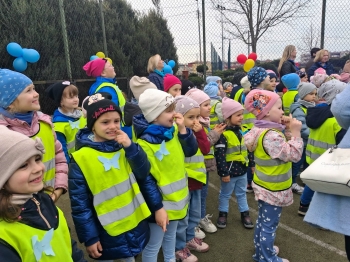 d74c59d9-9fa1-458b-a5fc-dae9df668ea6