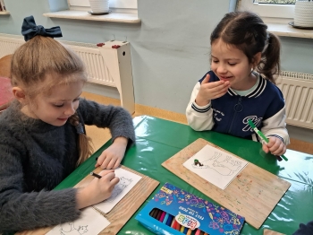 e1eed958-3d84-45f2-a4df-a3ae41c57ad7