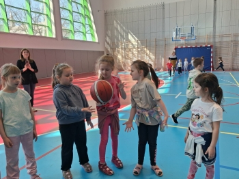 d81de1af-2d20-41c3-a412-d066748046d5