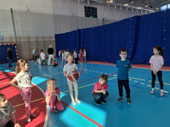 6aa8db2b-61da-40ea-bcca-1aa3534a5e16