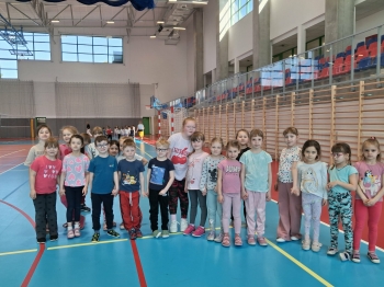 0912258d-28b4-4600-af94-3bc53db2df63