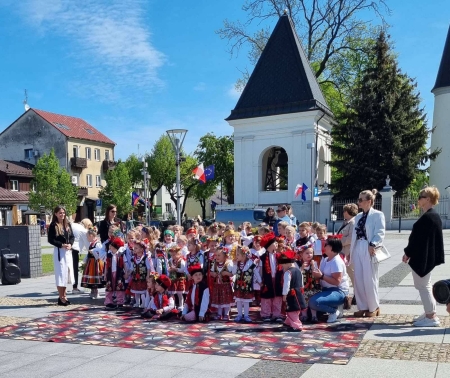 TU BIJE SERCE NARODU
