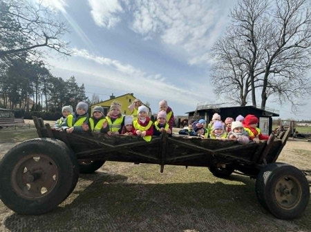 Na wiejskim podwórku….